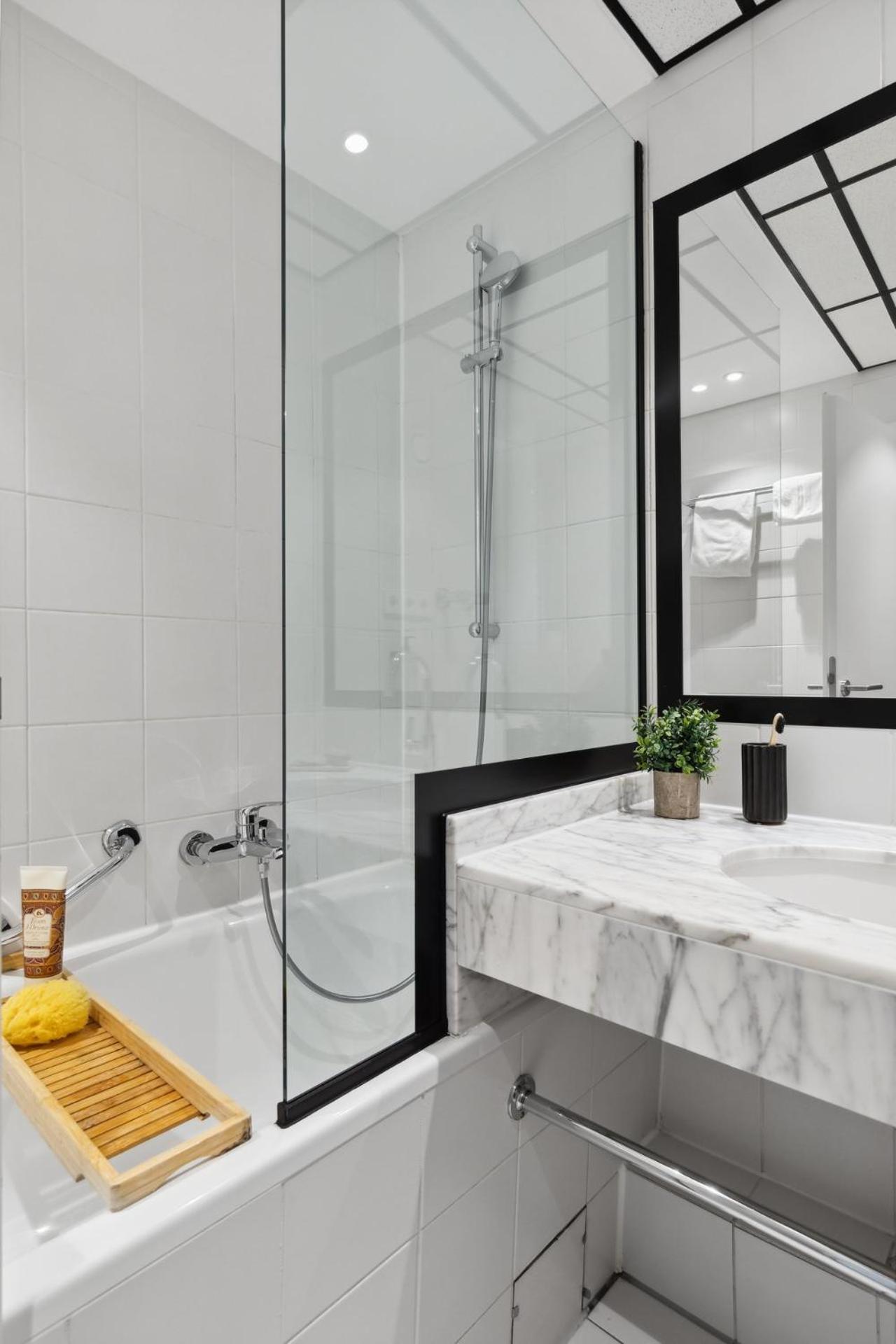 Home And Coliving Bonn I Aparthotel Bagian luar foto