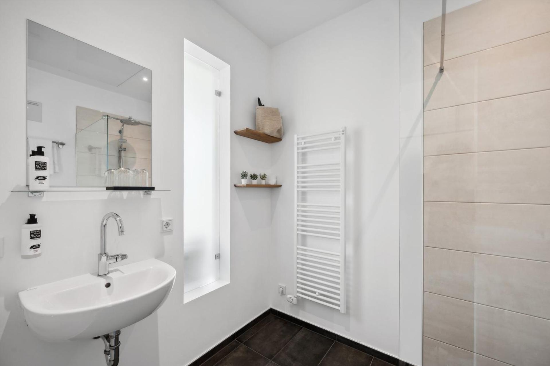 Home And Coliving Bonn I Aparthotel Bagian luar foto