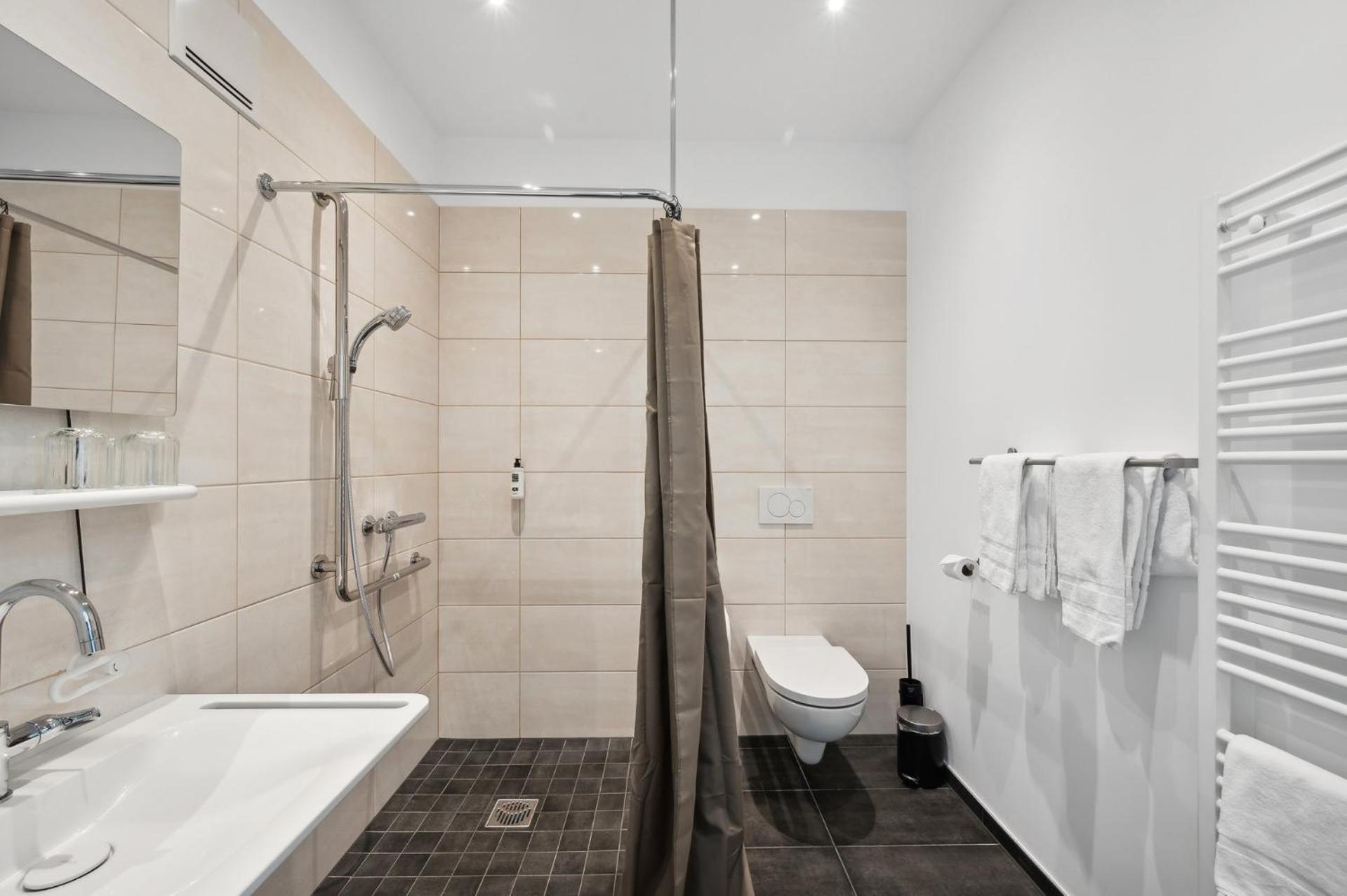 Home And Coliving Bonn I Aparthotel Bagian luar foto